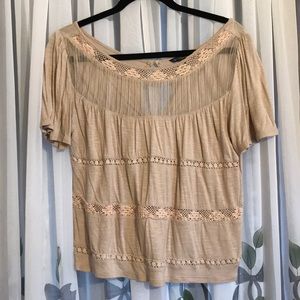 SALE!! 🌹America Eagle ladies shirt in EUC!